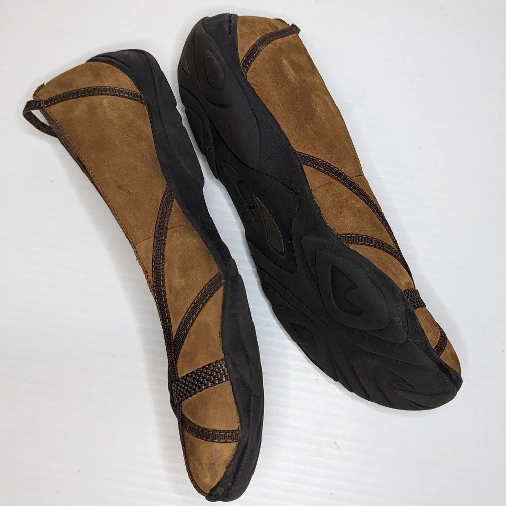 Clark's women's comfort brown suede slipon‎ flats shoes size 7